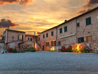Type de propriété : Ferme Asciano Enregistrement extérieur 16