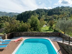 Mooi vakantiehuis  met privé zwembad en verwarmd bubbelbad - Casola in Lunigiana - image1