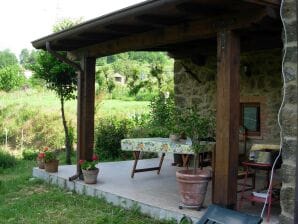 acogedora casa de vacaciones en Canossa cerca del bosque - tresaña - image1