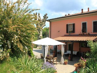 Holiday house Tresana Outdoor Recording 4