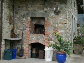 Villa Camporgiano Buitenaudio-opname 6