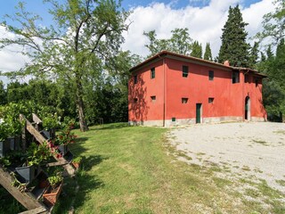 Vakantiehuis Peccioli Buitenaudio-opname 14