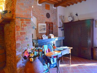 Farmhouse Lajatico Features 15