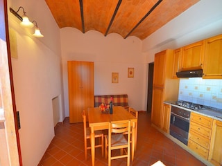 Farmhouse Lajatico Features 20