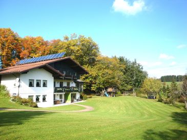 Ferienwohnung Eichenhain Benat 2S