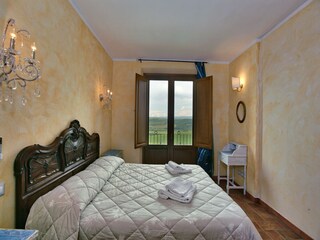 Farmhouse Paganico Features 25