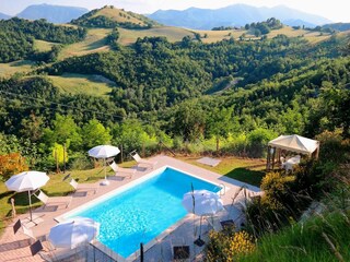 Villa Acqualagna Outdoor Recording 11