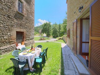 Cottage Apecchio Outdoor Recording 14