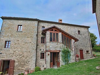Farmhouse Apecchio Outdoor Recording 13