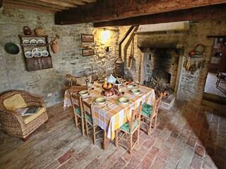 Farmhouse Apecchio Features 28