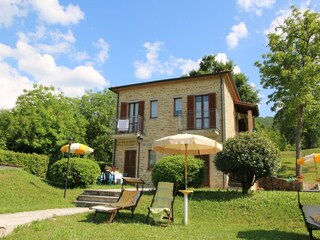 Cottage Apecchio Outdoor Recording 3