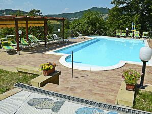 Holiday house Landhaus in Marche mit Garten und Waldblick - Apecchio - image1