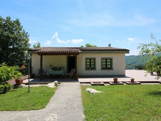Farmhouse Apecchio Outdoor Recording 13