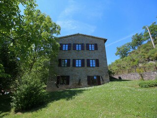 Farmhouse Apecchio Outdoor Recording 12