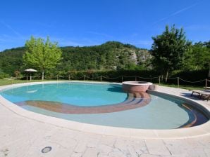 Maison de vacances Gîte confortable à Apecchio avec piscine - Apecchio - image1