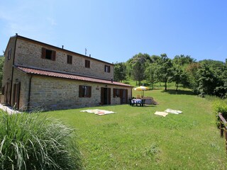 Cottage Apecchio Outdoor Recording 4