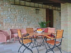 Maison de vacances avec piscine et jardin clôturé - Acqualagna - image1