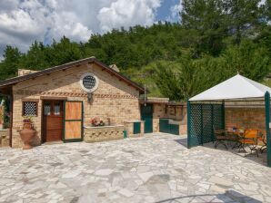 Casa per le vacanze Casetta  indipendente  con piscina e giardino  a Cagli - Acqualagna - image1