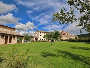 Casa per le vacanze Bellissima villetta a Urbania con piscina - Urbania - image1