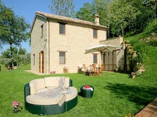 Villa Santa Vittoria in Matenano Outdoor Recording 4