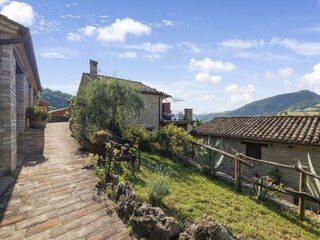 Appartement Santa Vittoria in Matenano Buitenaudio-opname 5