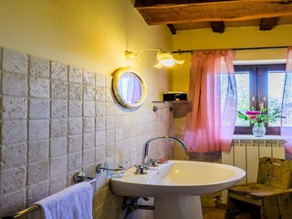 Holiday house Santa Vittoria in Matenano Features 23