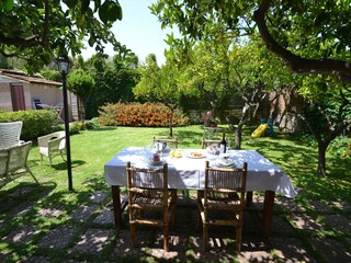Vakantiehuis Agnone Bagni Buitenaudio-opname 9