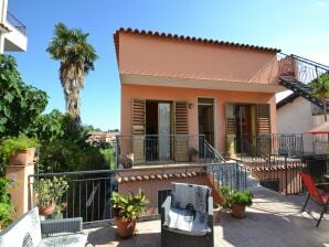 Holiday house Schönes Ferienhaus in Giardini Naxos in Meeresnähe - Giardini Naxos - image1