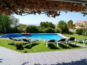 Superbe villa à Albufeira avec piscine privée - Sesmarias - image1