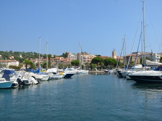 Holiday house Saint-Raphael Environment 33