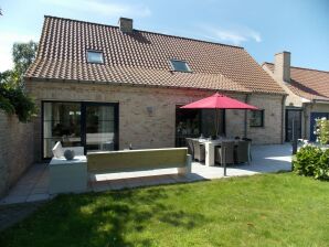 Villa Ruime vakantiewoning met fantastisch grote tuin op korte afstand tot het strand - Oostduinkerke - image1