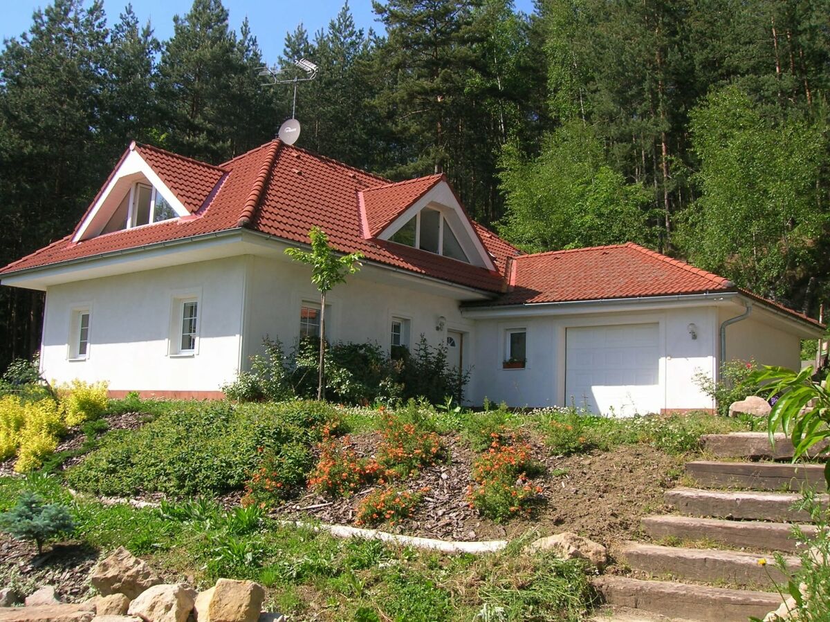 Ferienhaus Turnov Außenaufnahme 2