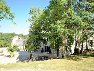 Kasteel Bourg-de-Visa Buitenaudio-opname 11