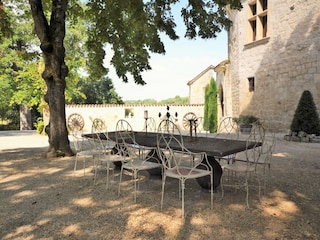 Schloss Bourg-de-Visa Außenaufnahme 5