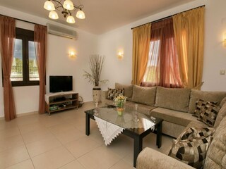 Villa Kirianna Caratteristiche 17