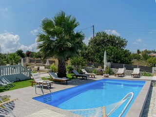 Villa Prines Outdoor Recording 9