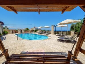 Holiday house Grand Holiday Home in Arkadi mit privatem Pool - Asteri - image1