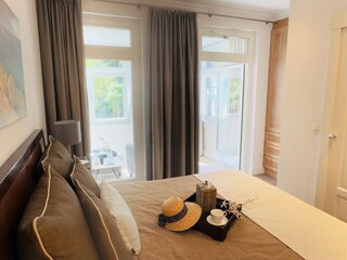 Schlafzimmer 12