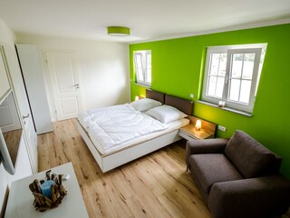 gr. Schlafzimmer im OG