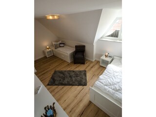 Kinderzimmer im OG