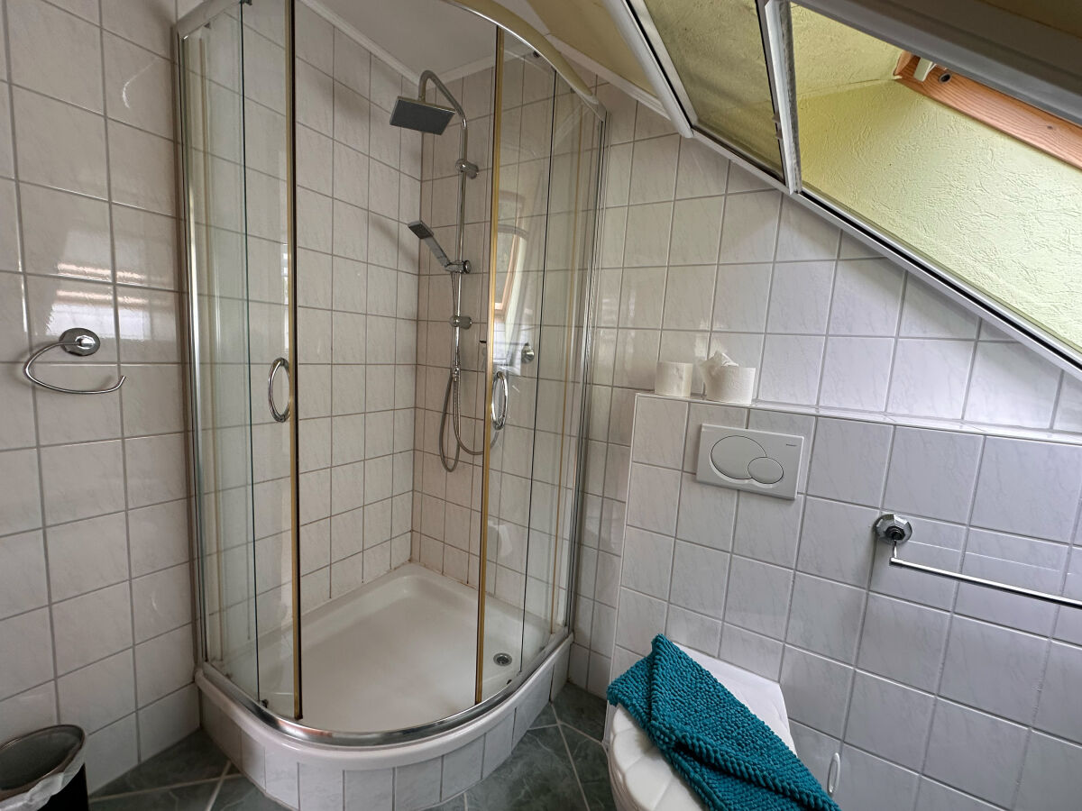 Dusche Badezimmer OG