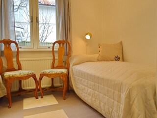 Schlafzimmer 2 mit zwei Einzelbetten