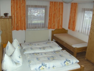 Schlafzimmer für 2 - 3 Personen