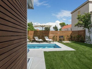 Villa Kaštel Stari Außenaufnahme 9