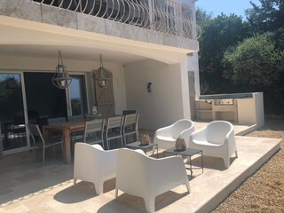 Terrasse with Outdoor Kitchen