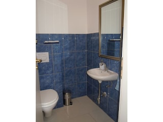 Zweite separate Toilette