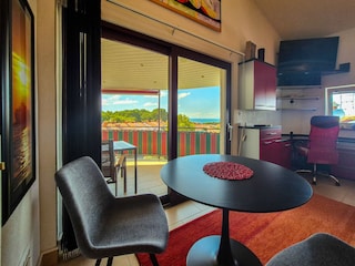 Seaters with Seaview