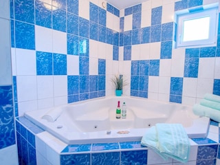gem. Kostenpflichtiger Wellnessbereich im Haus 2