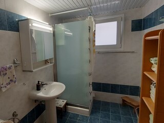 BADEZIMMER 2