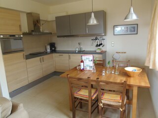 Kitchen with dinning table